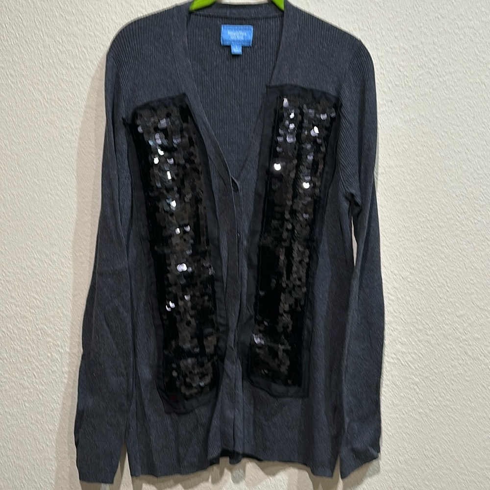 Simply Vera Wang sequins button up sweater. Size large. Pit 22”. Length 29”